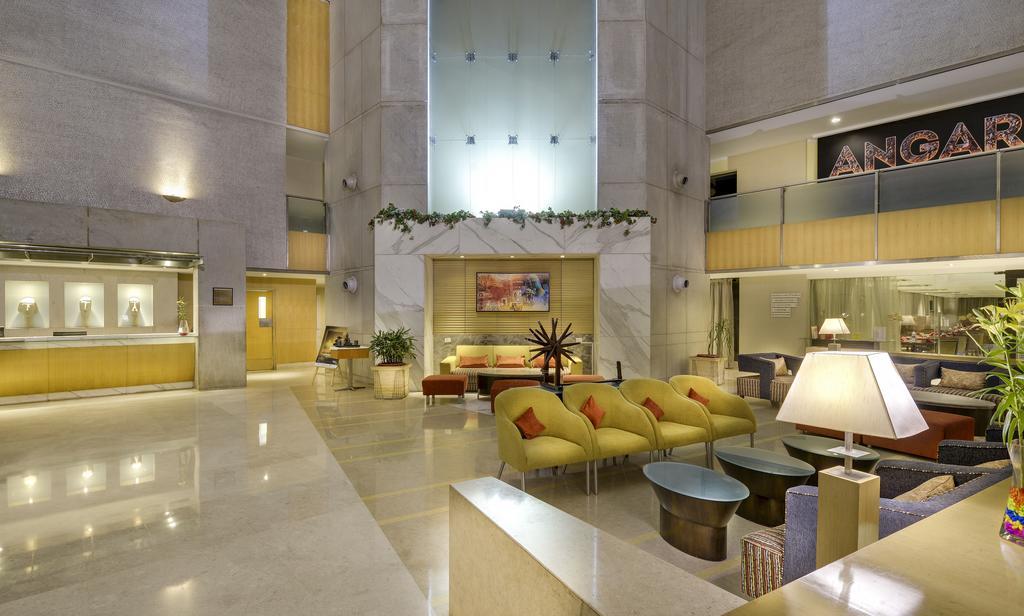 Pride Plaza Hotel, Ahmadábád Exteriér fotografie